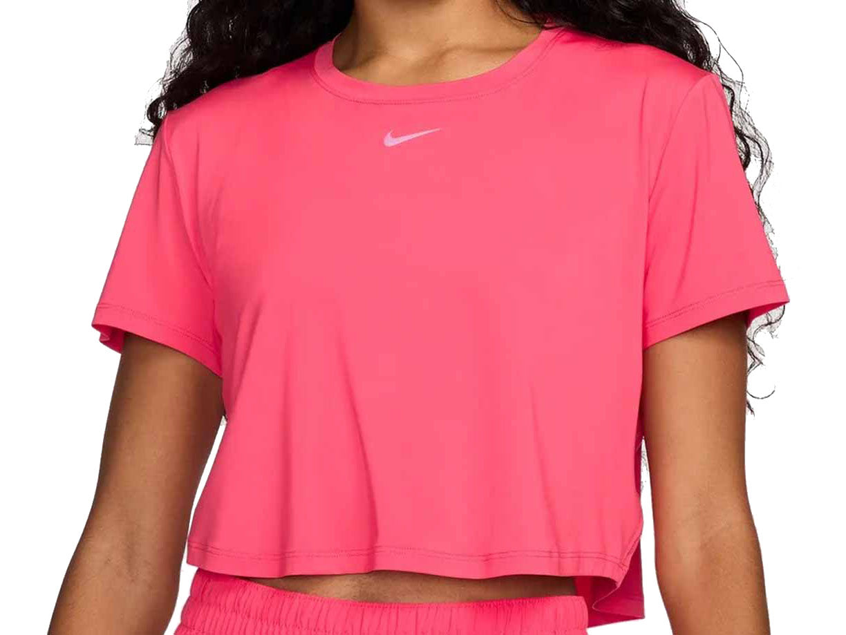 nike short sleeve cropped tops