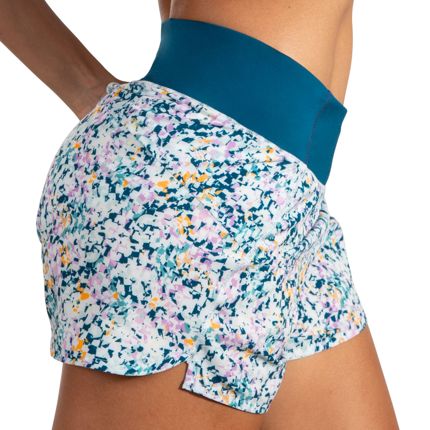 Women's Brooks Chaser 5" Short - 221465-416