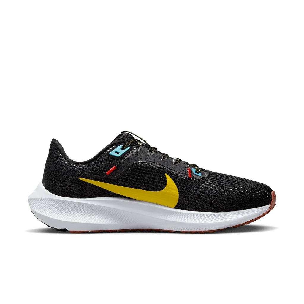 （ポッキー）Nike Pegasus 40 黒 シューズ　25.0 Nike Air Zoom Pegasus 40 Premium “Quadruple Swoosh - Black