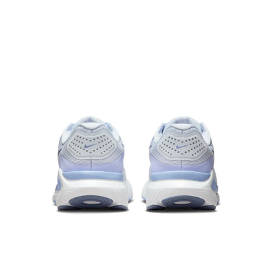 Women's Nike Structure 26