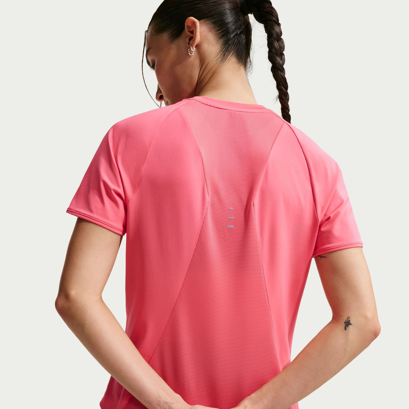 Women's Nike Swift Short Sleeve Top - HM9698-897 – =PR= Run & Walk