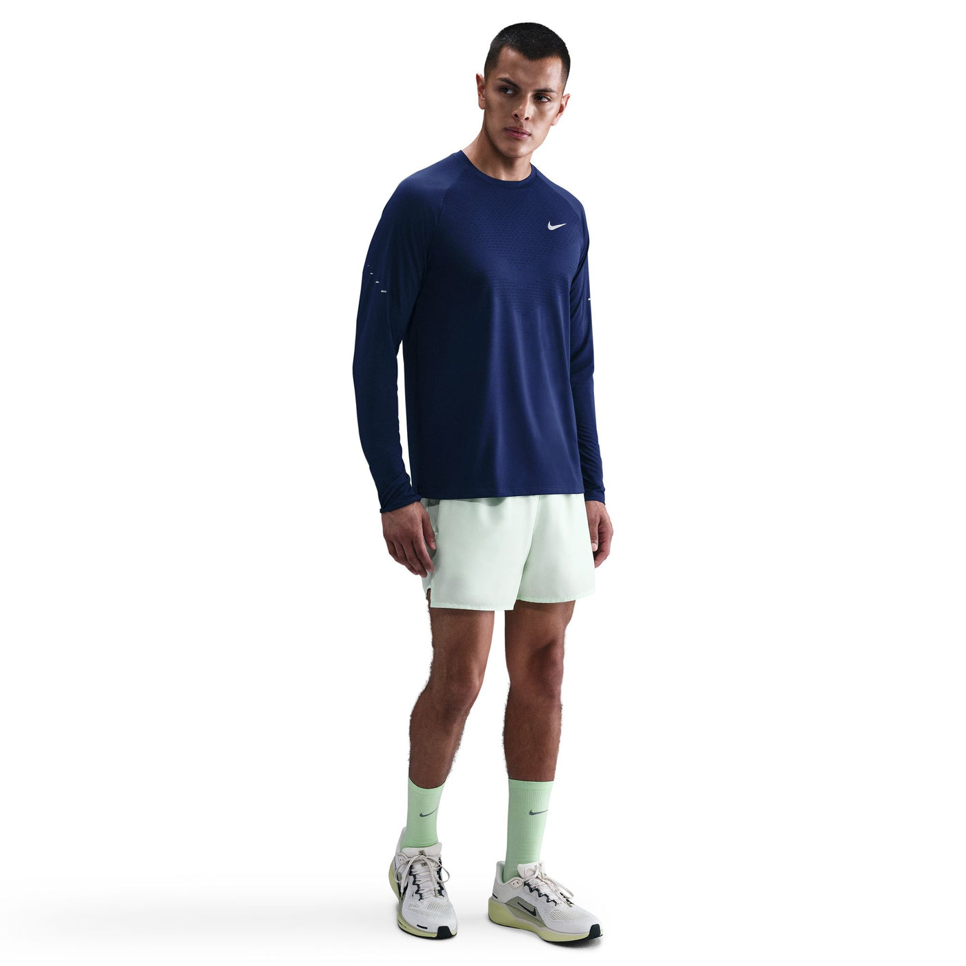Men's Nike Stride Long Sleeve - HV2702-492