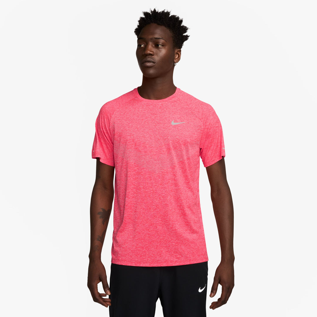 アプリコット Men's Nike Stride Short Sleeve - HV5203-635 – =PR= Run & Walk