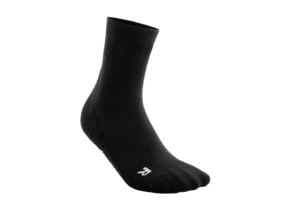 Women's CEP Run Compression Mid Cut Blackout Socks - WP2CZR