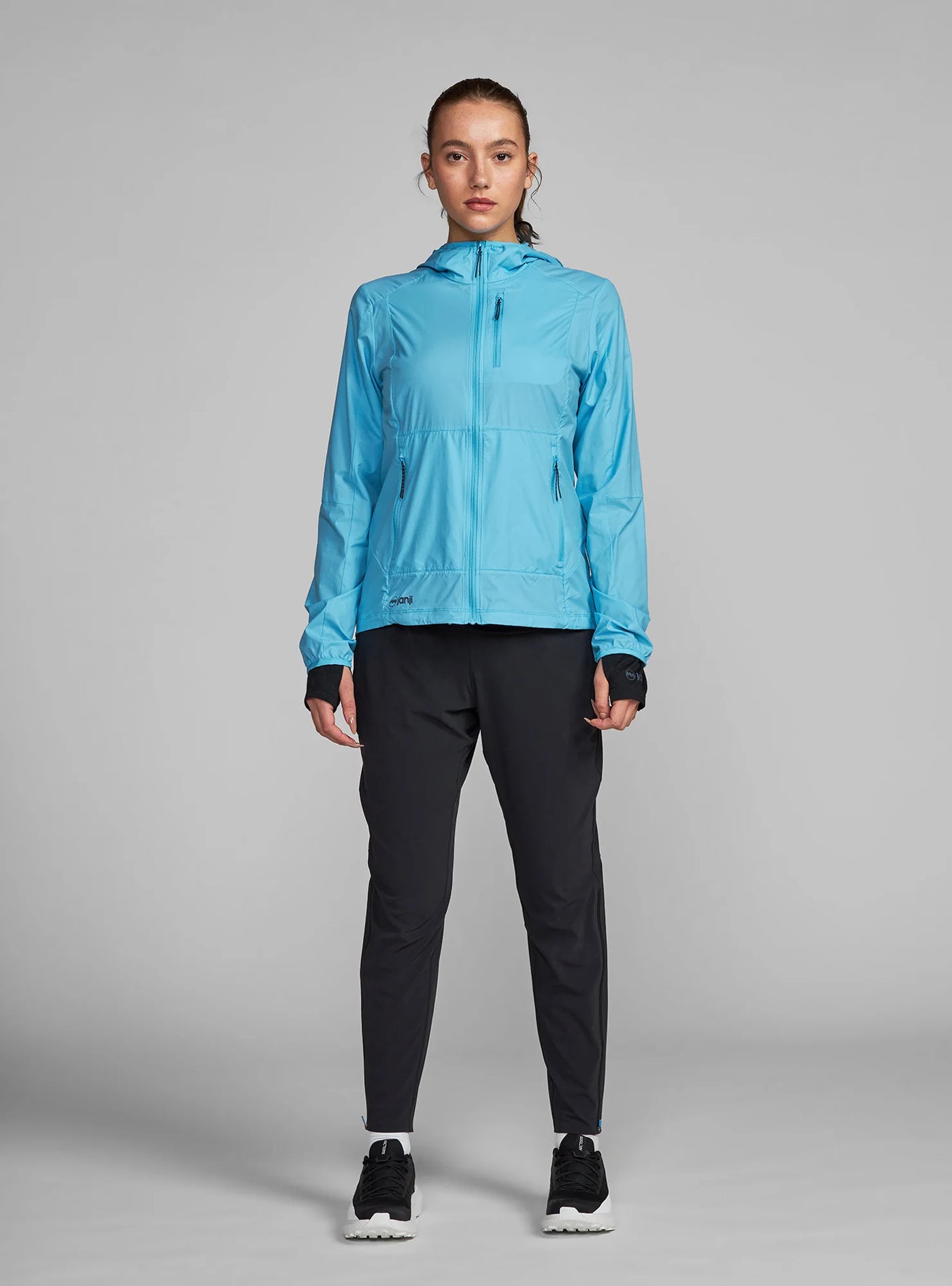Women's Janji Zephyrunner Wind Shell - WO12B-SKY