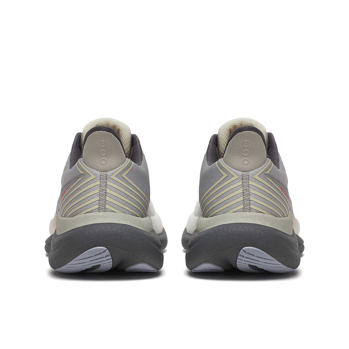 Men's Saucony Triumph 23