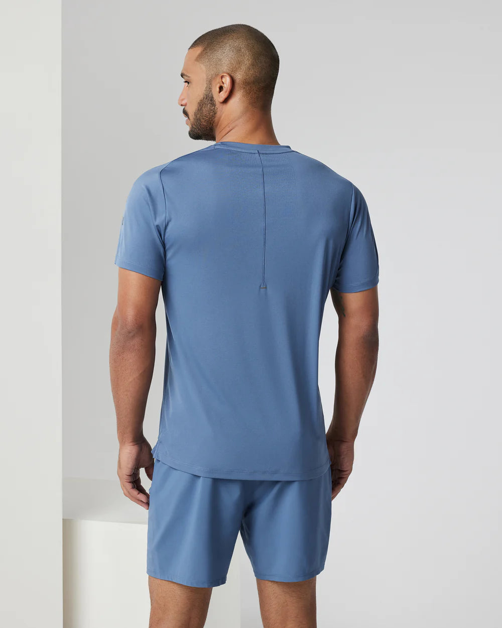 Men's Vuori Terra Run Tee - V1046-NAU