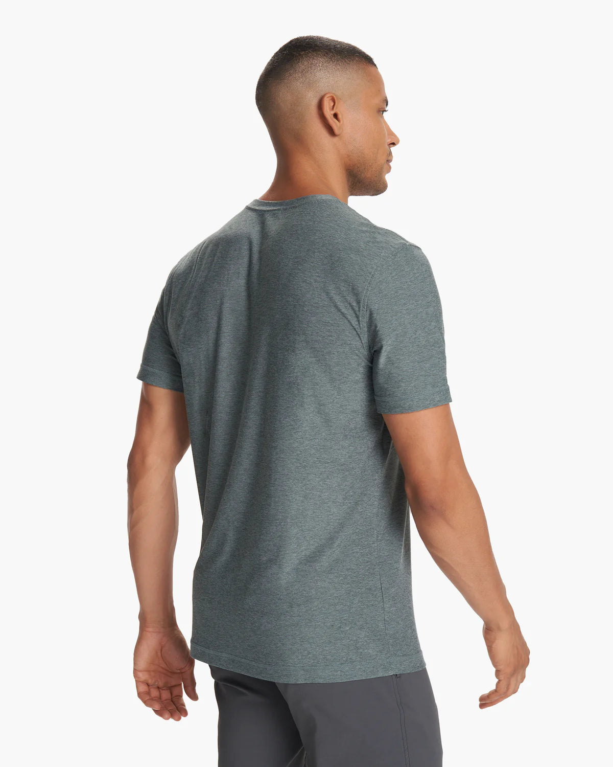 Men's Vuori Strato Tech Tee - V126-HKR