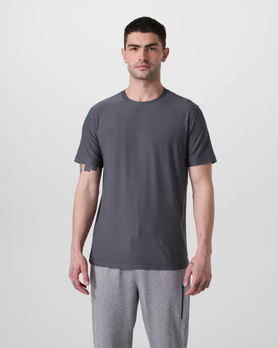 Men's Vuori Strato Tech Tee - V126-MNL