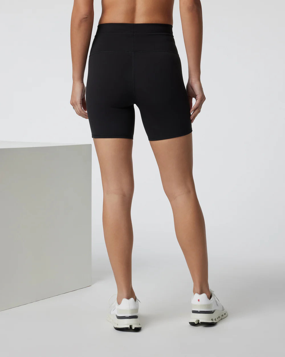 Women's Vuori Daily Speed Short - VW3171-BLK