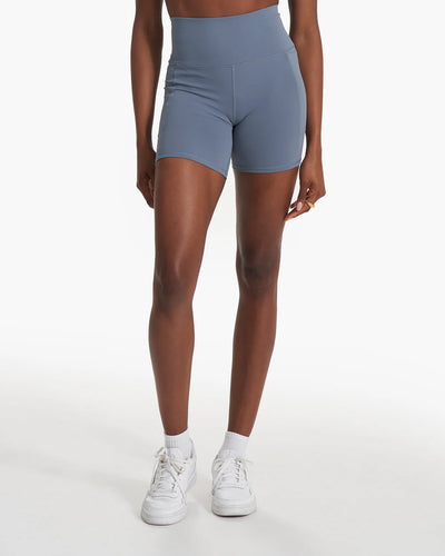 Women's Vuori Studio Pocket Short - VW390-LAZ