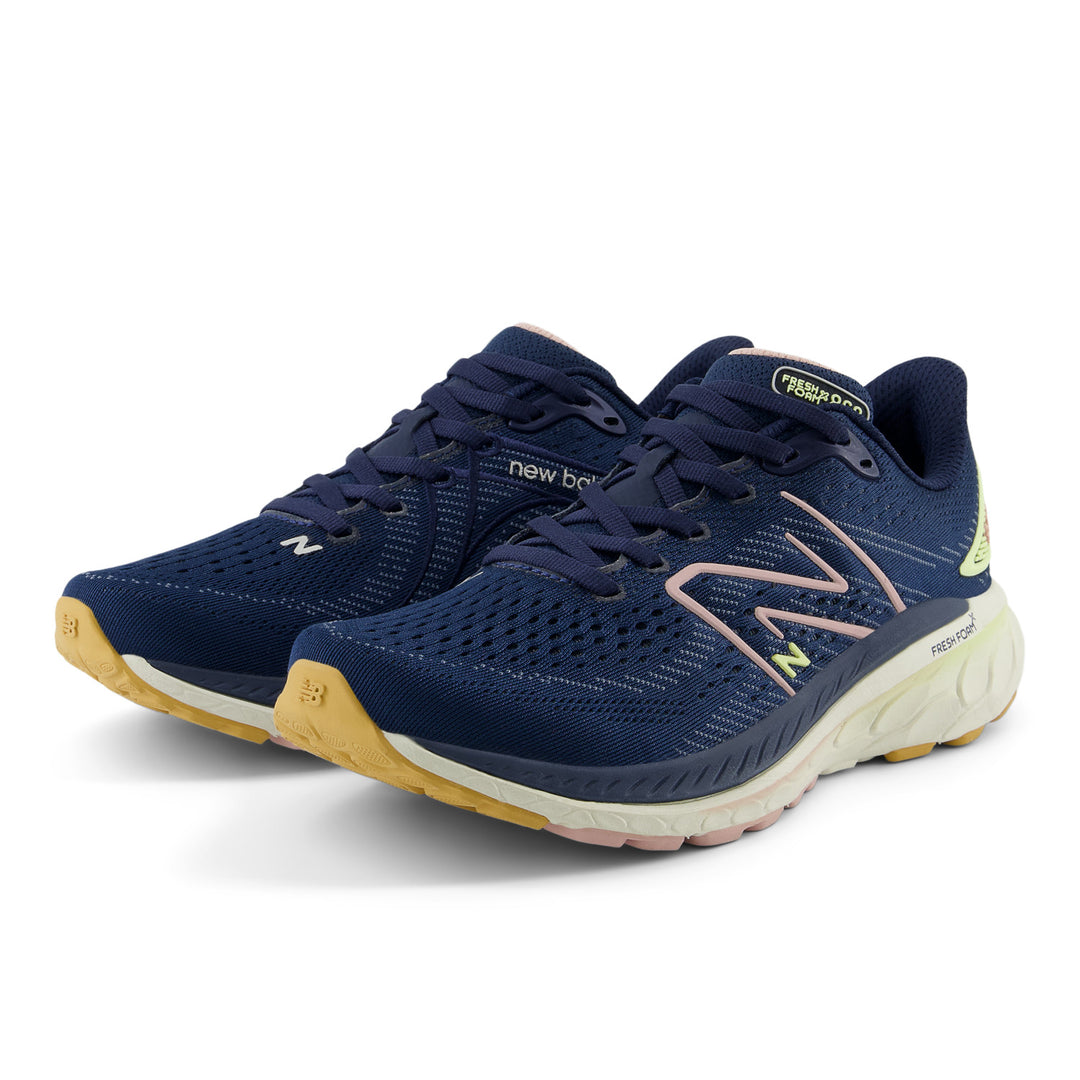 めい　0605 Women's New Balance 860 v13 - W86013A – =PR= Run & Walk