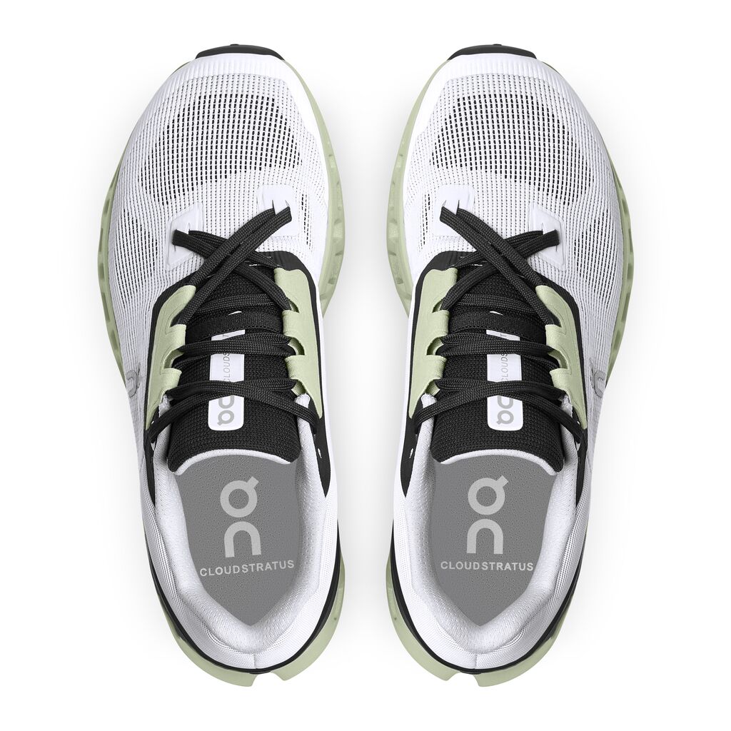 On Cloudstratus ホワイト/ブラック スニーカー Men's Cloudstratus 3 | Black | On United States