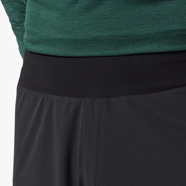 Men's On Lightweight Shorts - 125.00133