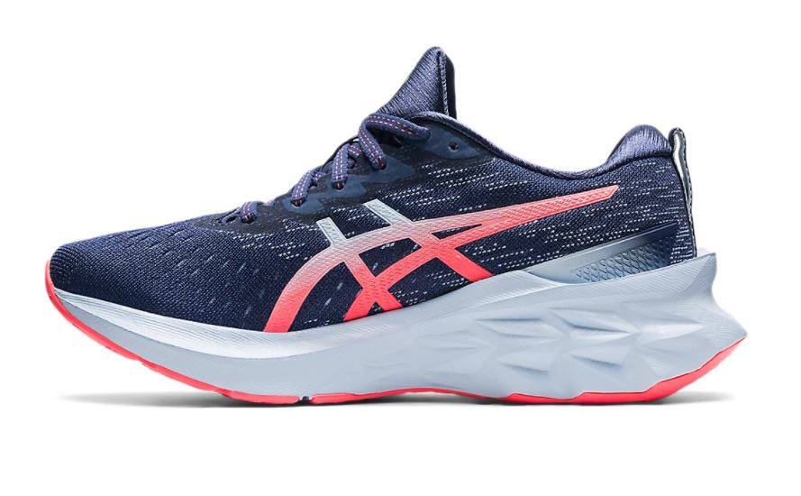 Women's ASICS Novablast 2 1012B049.400